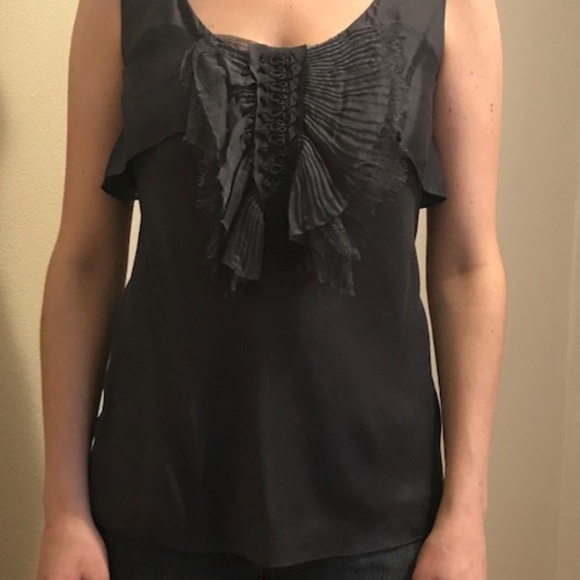 Hanii Y Grey Top with Bow Detail - Picture 4 of 4